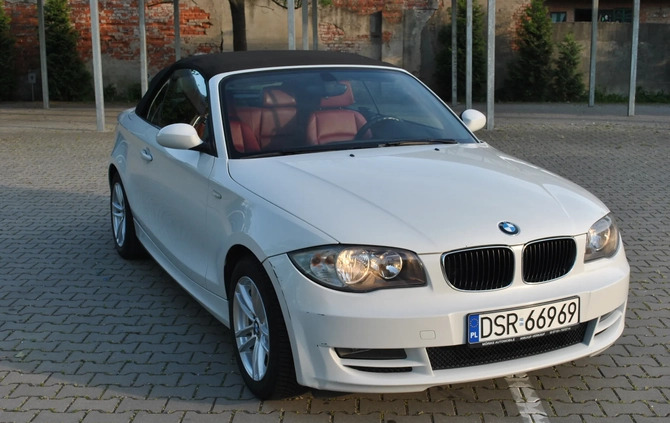 BMW Seria 1 cena 27000 przebieg: 243725, rok produkcji 2008 z Strzelin małe 301